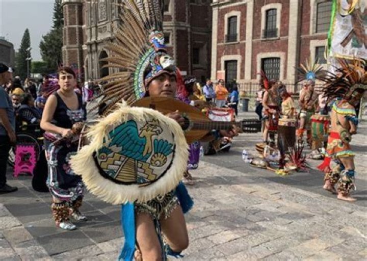Are nahuatl and mayan similar?