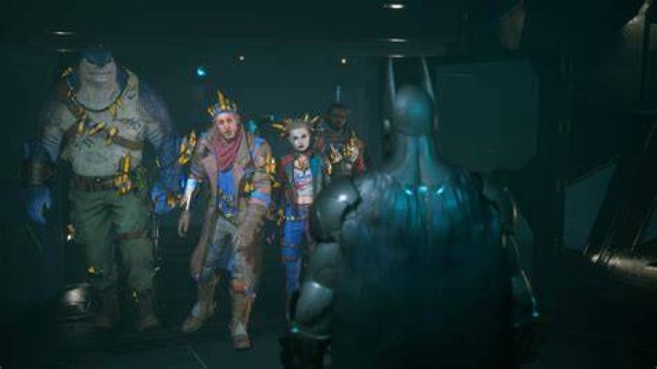 Does boomerang die in suicide squad?