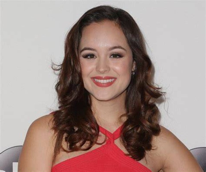 Does hayley orrantia sing?
